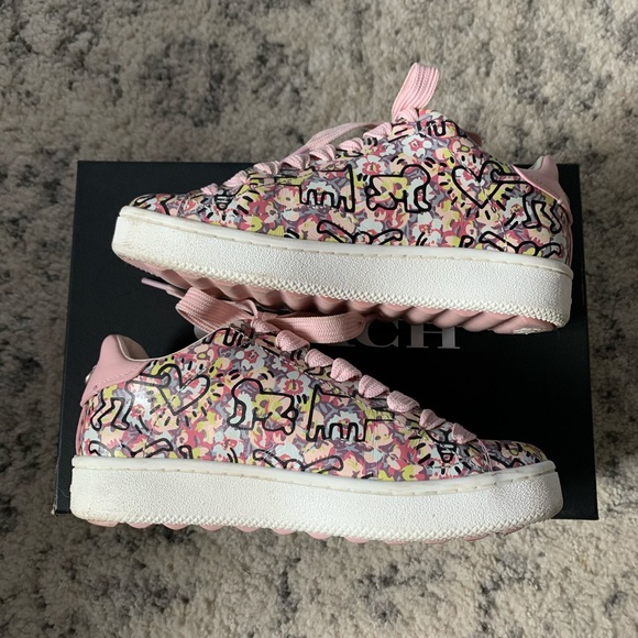 Coach x Keith Haring Limited Edition C101 Sneakers - Picture 4 of 11